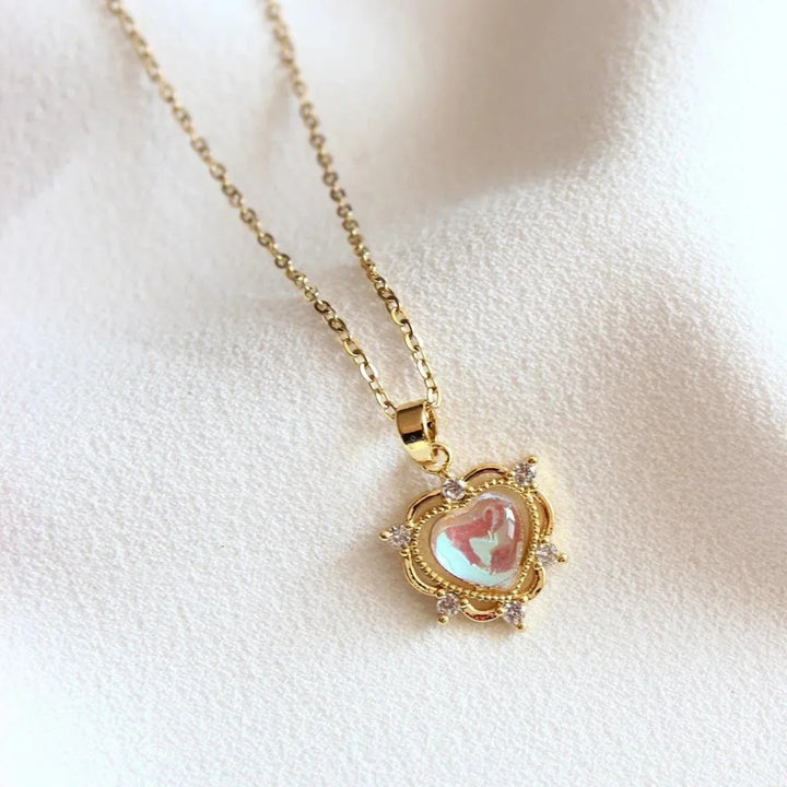 Moonstone Necklace – Heart Shape